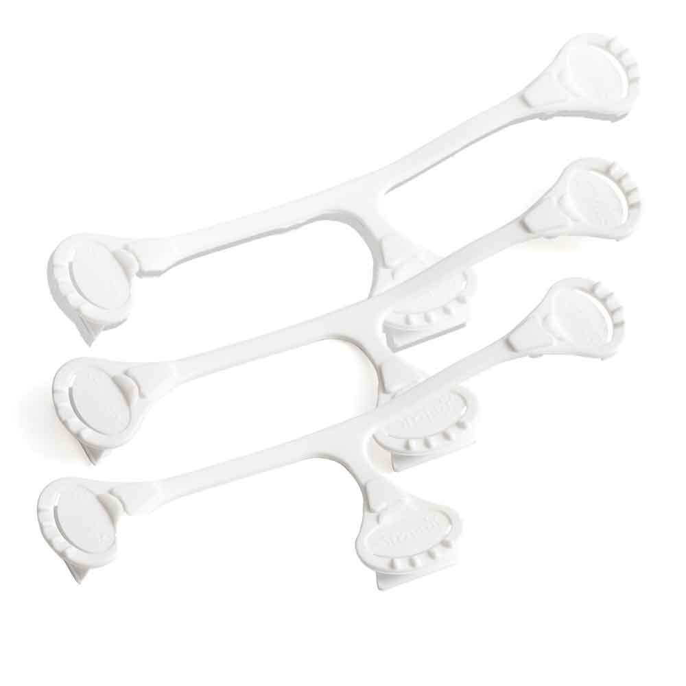 3 Nappy Fasteners